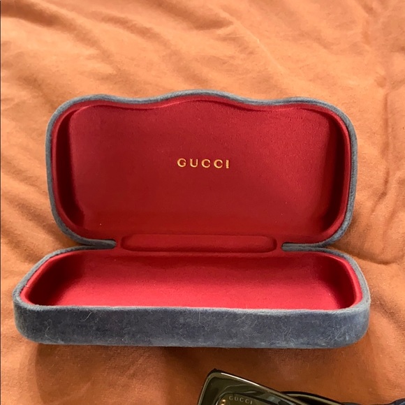 Gucci sunglasses main image 9